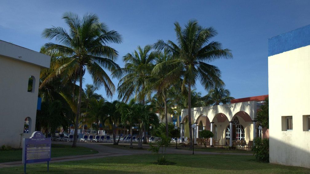 Отель Brisas Del Caribe Варадеро Экстерьер фото